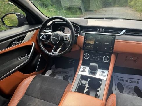 Used 2024 Jaguar F-PACE SVR AWD/4WD image 28