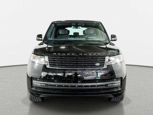 Used 2024 Land Rover Range Rover Long Wheelbase Autobiography image 19