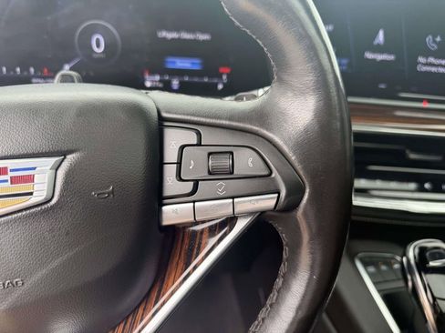 Used 2022 Cadillac Escalade ESV Premium Luxury image 20