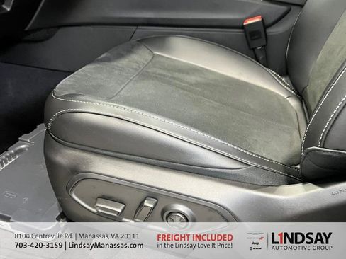 New 2025 Jeep Grand Cherokee Altitude image 24