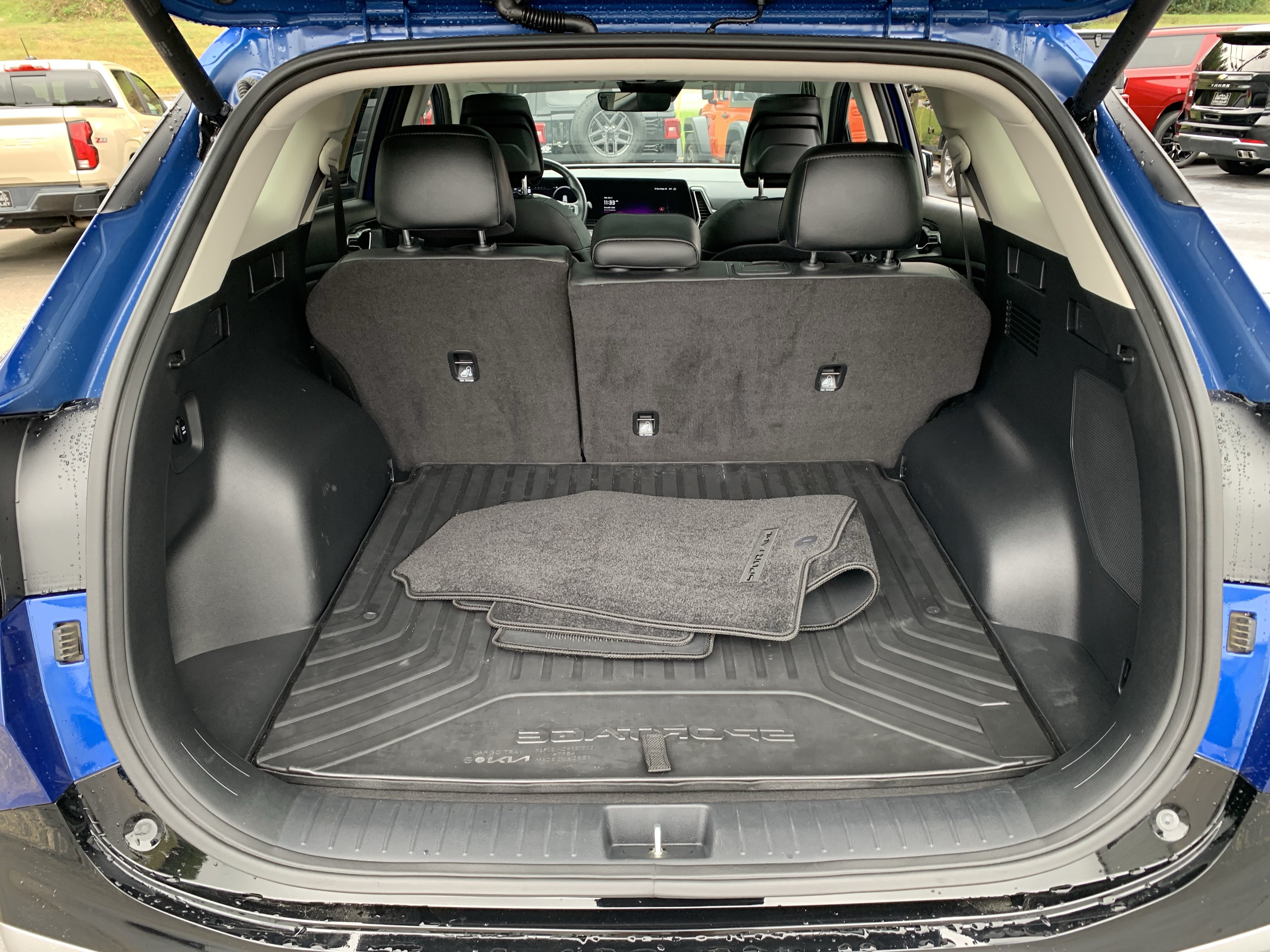 Used 2025 Kia Sportage SX FWD image 43