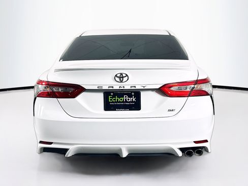 Used 2018 Toyota Camry SE image 7