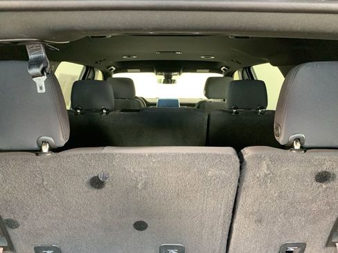 Used 2022 GMC Yukon SLE w/ Gmc Pro Safety Plus Package image 14