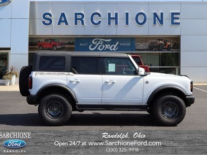 New 2025 Ford Bronco Outer Banks w/ Sasquatch Package