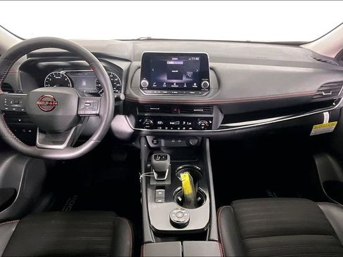 Certified 2025 Nissan Rogue Rock Creek image 21