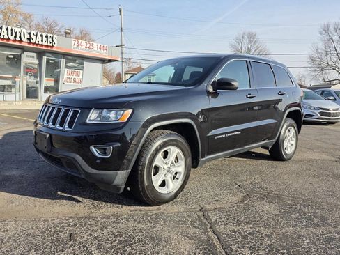 Used 2014 Jeep Grand Cherokee Laredo w/ Quick Order Package 23E AWD/4WD image 8