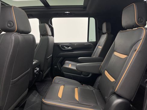 Used 2023 GMC Yukon XL AT4 w/ AT4 Premium Plus Package AWD/4WD image 48