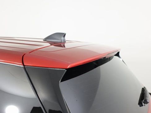 Used 2024 Chevrolet Equinox LT image 23