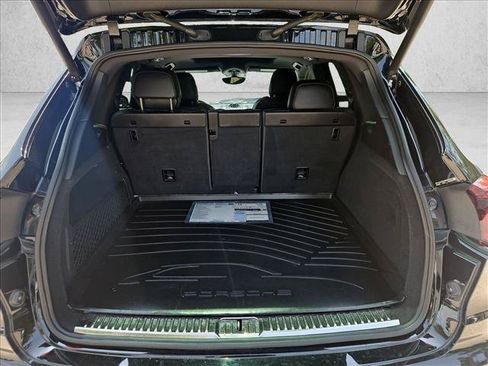 Used 2017 Porsche Cayenne Platinum Edition AWD/4WD image 6