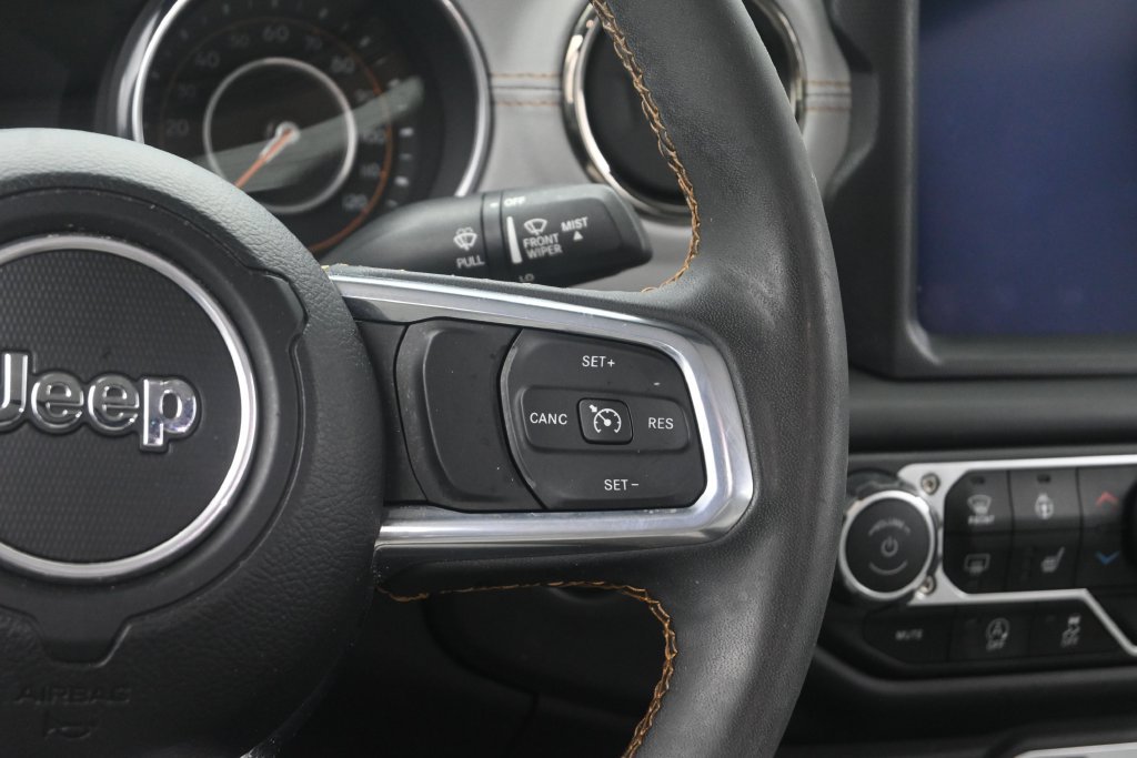 Used 2023 Jeep Gladiator Overland AWD/4WD image 31