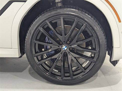 Used 2021 BMW X6 sDrive40i w/ Executive Package image 32
