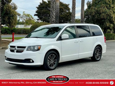 Used 2019 Dodge Grand Caravan GT FWD image 1