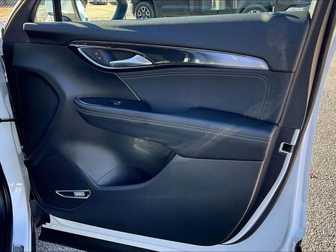 Used 2025 Buick Envision Preferred image 24