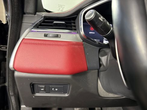 Used 2024 Jaguar F-PACE R-Dynamic S image 14