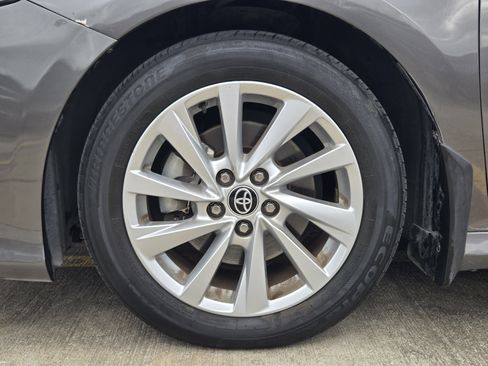 Used 2023 Toyota Camry LE image 7