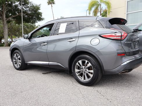 Used 2018 Nissan Murano SV FWD image 6
