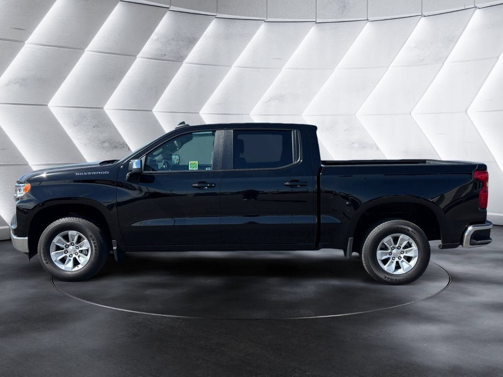 Certified 2025 Chevrolet Silverado 1500 LT RWD image 2
