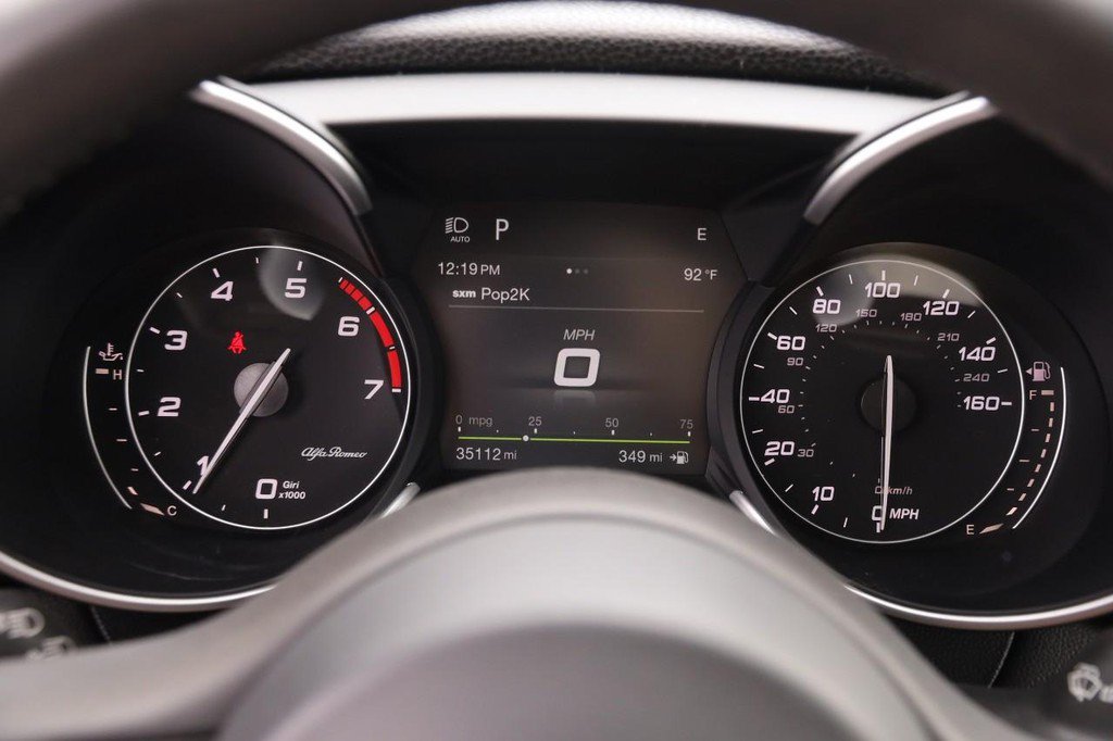 Used 2019 Alfa Romeo Giulia AWD image 14