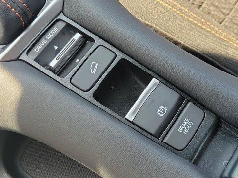 Used 2026 Honda HR-V Sport image 32