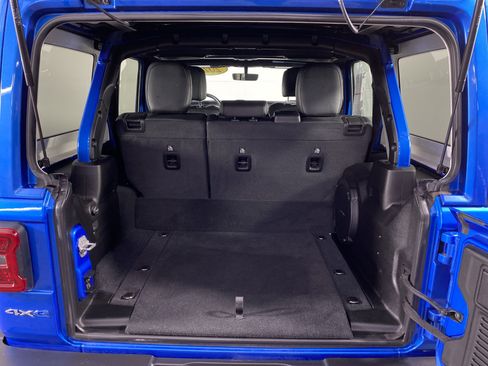 Used 2023 Jeep Wrangler Sahara w/ Cold Weather Group image 37