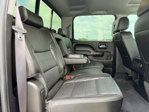 Used 2016 GMC Sierra 2500 Denali w/ Duramax Plus Package AWD/4WD image 19
