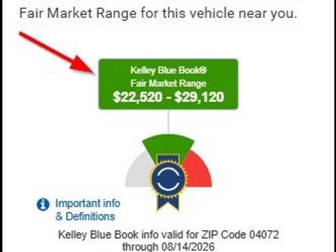 Used 2026 Volkswagen Jetta SE FWD image 12