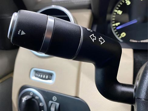 Used 2016 Land Rover LR4 HSE image 20