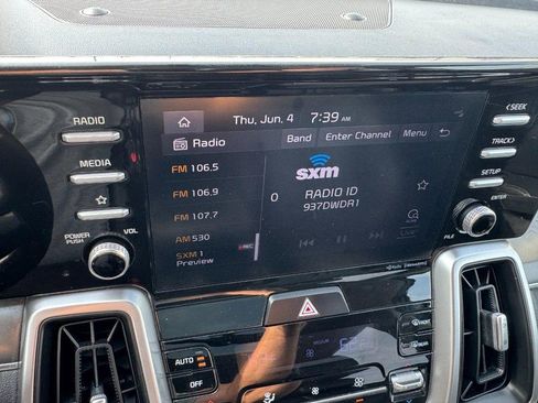 Used 2021 Kia Sorento S w/ Panoramic Sunroof Package FWD image 21