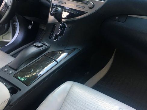 Used 2013 Lexus RX 350 AWD w/ Navigation Pkg image 18