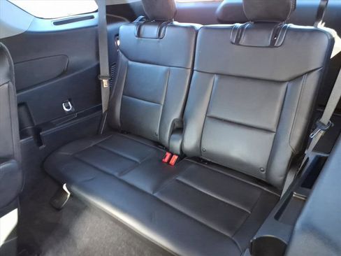 Used 2023 Ford Explorer XLT w/ Equipment Group 202A image 12