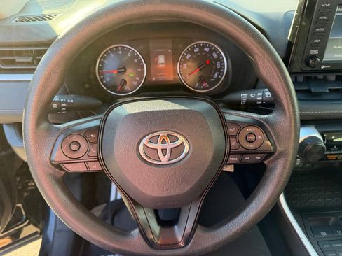 Used 2020 Toyota RAV4 LE w/ All Weather Liner Package image 15