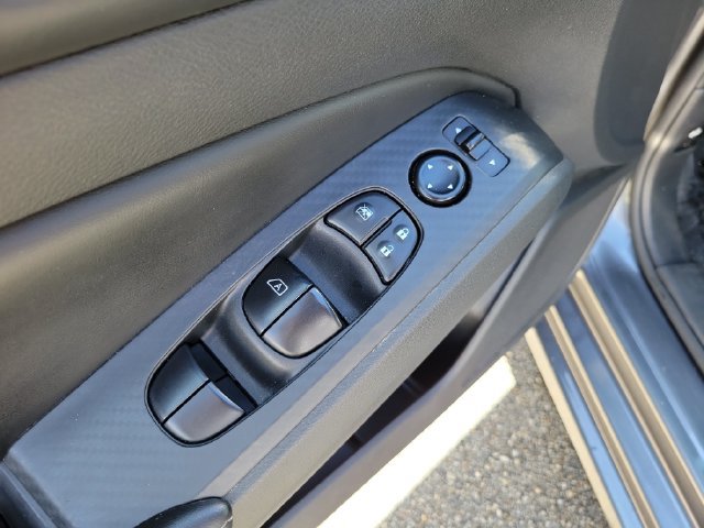 Certified 2024 Nissan Altima 2.5 SV FWD image 17