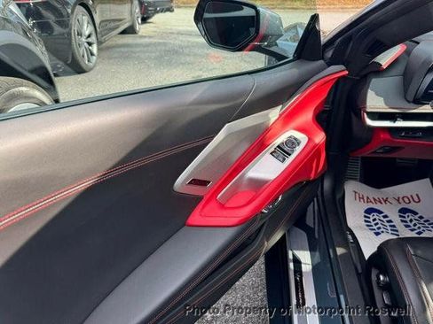 Used 2021 Chevrolet Corvette Stingray Premium Cpe w/ Z51 Performance Package image 8