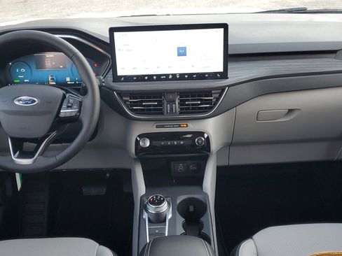New 2026 Ford Escape Platinum image 12