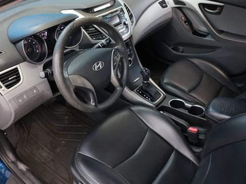 Used 2016 Hyundai Elantra SE FWD image 19