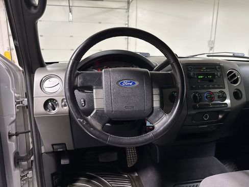 Used 2005 Ford F150 XL image 11