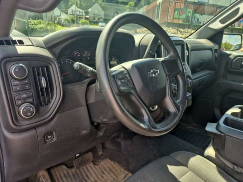 Used 2024 Chevrolet Silverado 1500 Custom Trail Boss AWD/4WD image 10