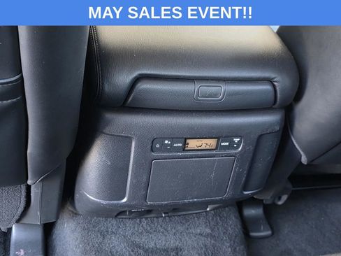 Used 2021 Nissan Armada SL w/ Captain's Chairs Package RWD image 13