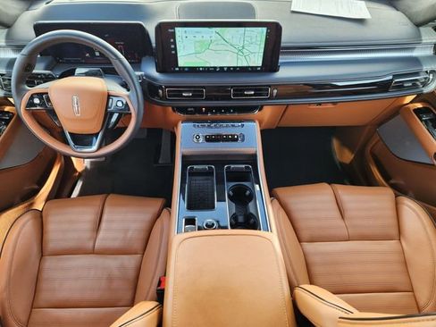 Certified 2025 Lincoln Aviator Black Label w/ Black Label Special Edition image 13