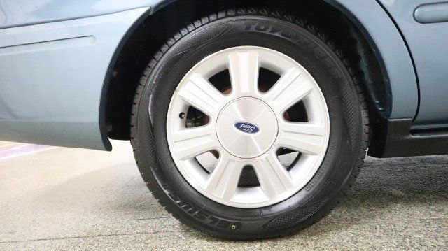 Used 2007 Ford Taurus SEL FWD image 19