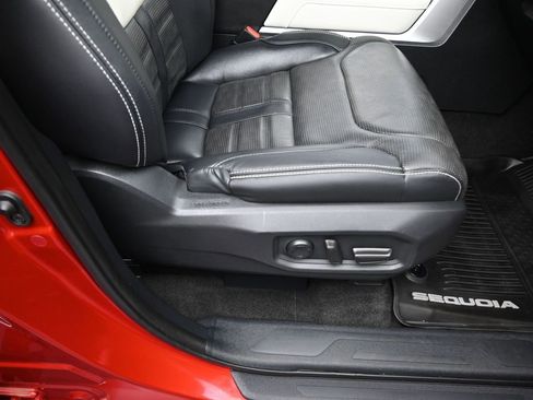 Used 2023 Toyota Sequoia Capstone image 39