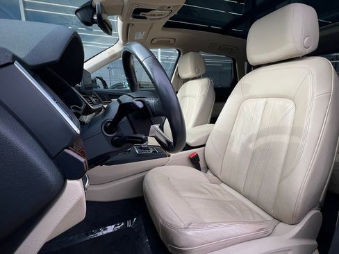 Used 2018 Audi Q5 2.0T Premium Plus w/ Premium Plus Package image 33