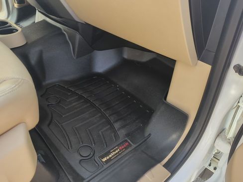 Used 2017 Ford F250 Lariat image 38