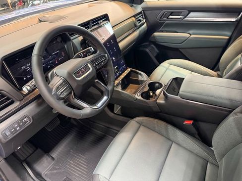 New 2026 GMC Terrain AT4 w/ Convenience Package III image 15