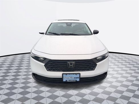 Used 2025 Honda Accord SE image 9