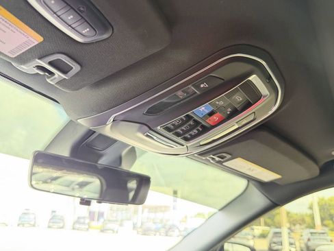 Used 2025 Jeep Grand Cherokee L Limited w/ Luxury Tech Group II RWD image 33