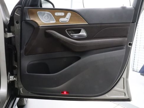 Used 2020 Mercedes-Benz GLE 350 4MATIC image 37