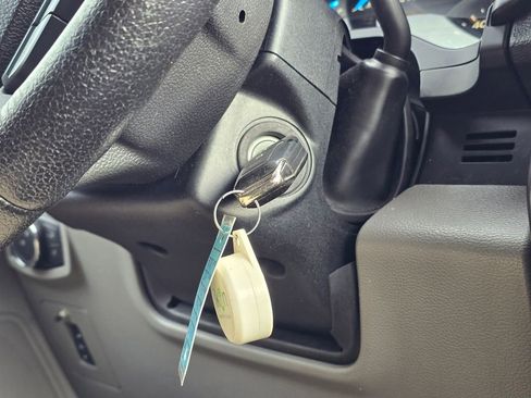 Used 2015 Ford F150 XLT w/ Equipment Group 301A Mid image 38