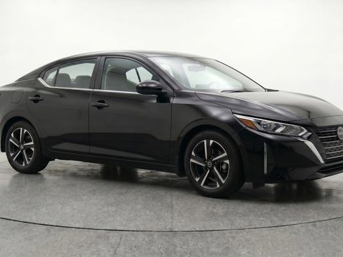 Used 2025 Nissan Sentra SV FWD image 1