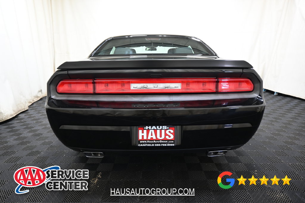 Used 2013 Dodge Challenger SXT RWD image 11